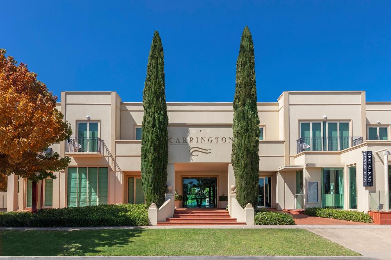The Carrington Hotel Shepparton Esterno foto