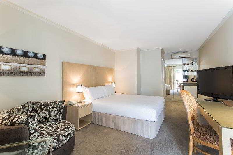 The Carrington Hotel Shepparton Esterno foto