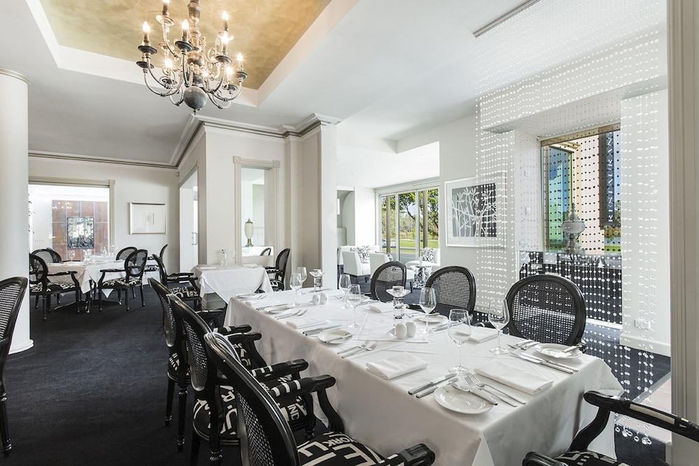 The Carrington Hotel Shepparton Esterno foto