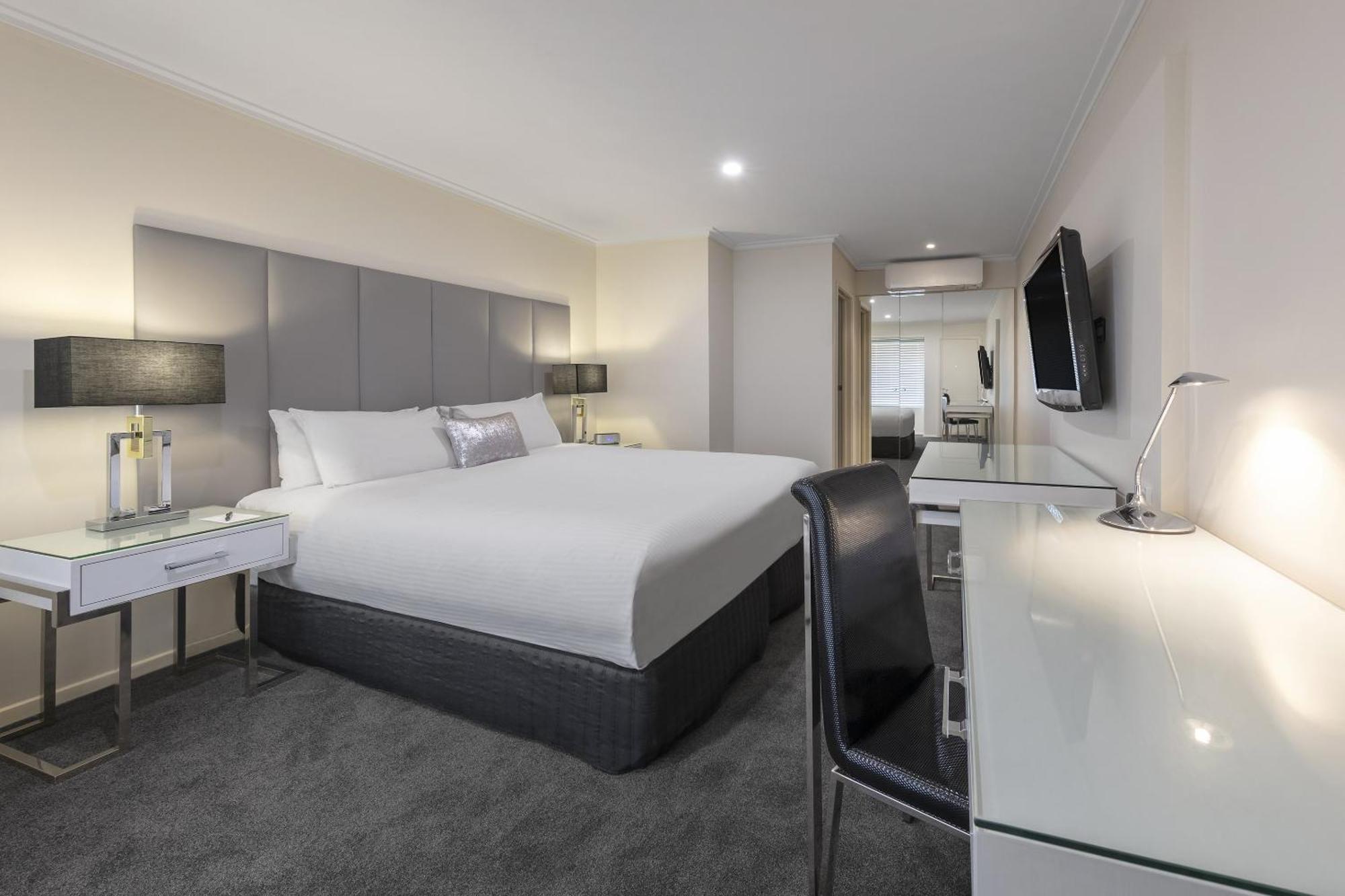 The Carrington Hotel Shepparton Esterno foto