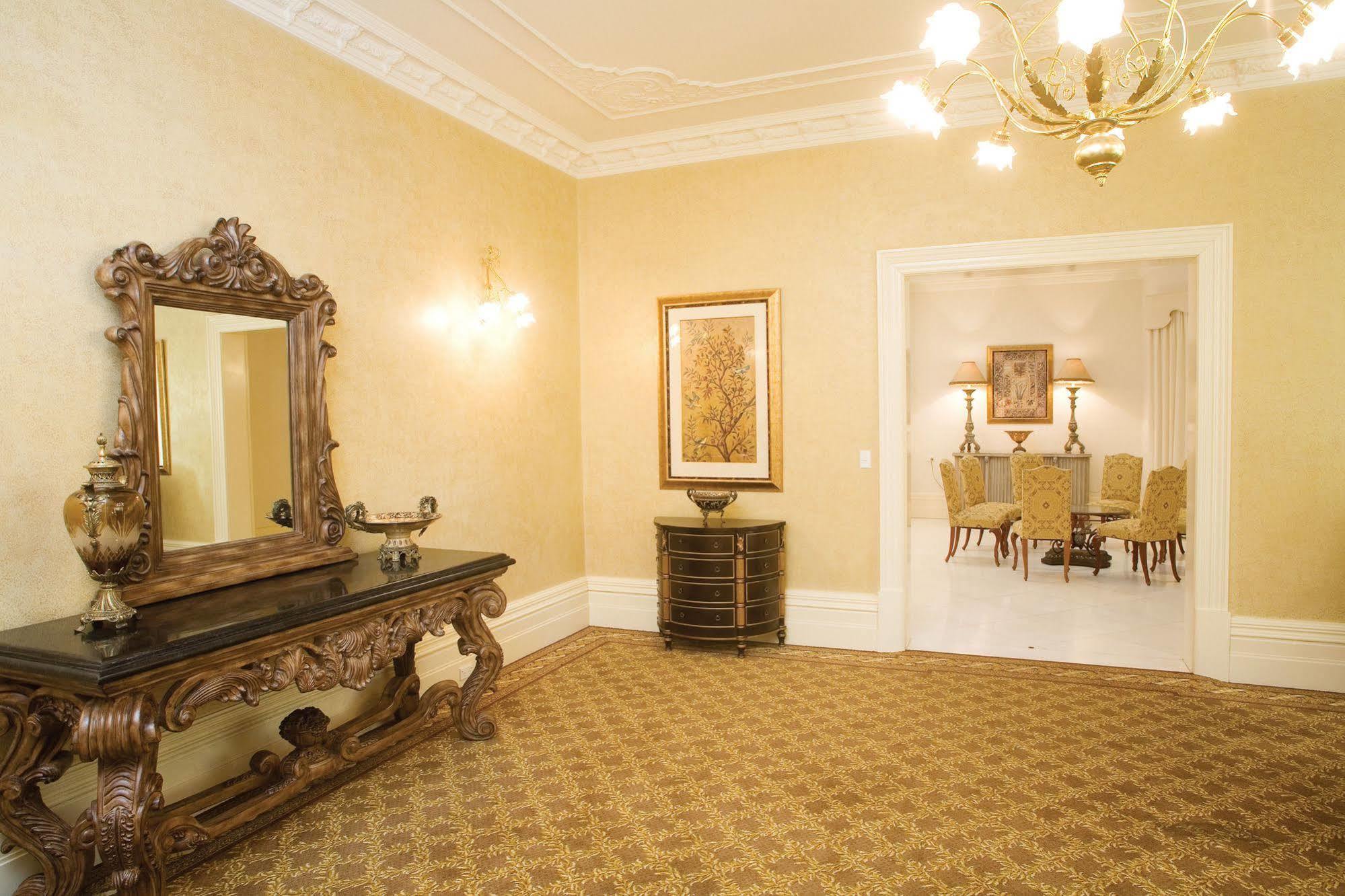 The Carrington Hotel Shepparton Esterno foto