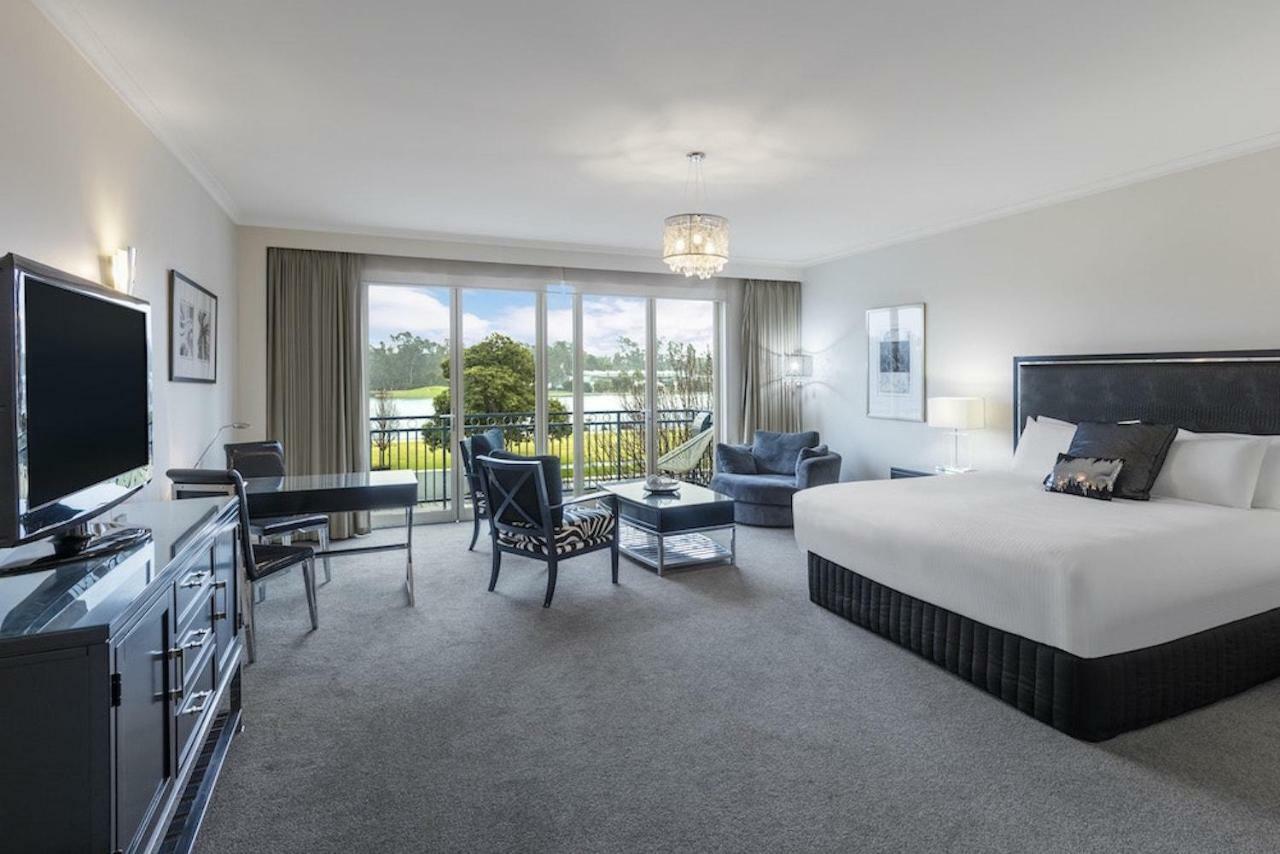 The Carrington Hotel Shepparton Esterno foto